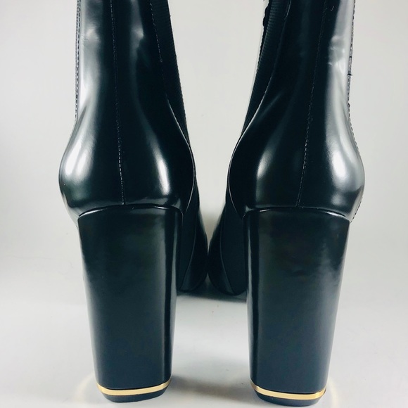 Shoes - Picture 4 of 4